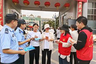 「冲浪高手」奥斯梅恩表情包回复质疑球迷：（不服去死）